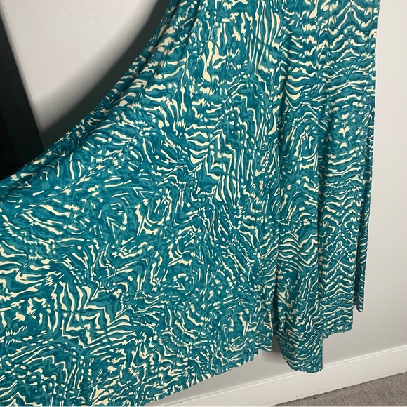 Sundance Blue Waves Sundress 14 Sleeveless Keyhole Neckline Handkerchief Hem - Picture 4 of 7